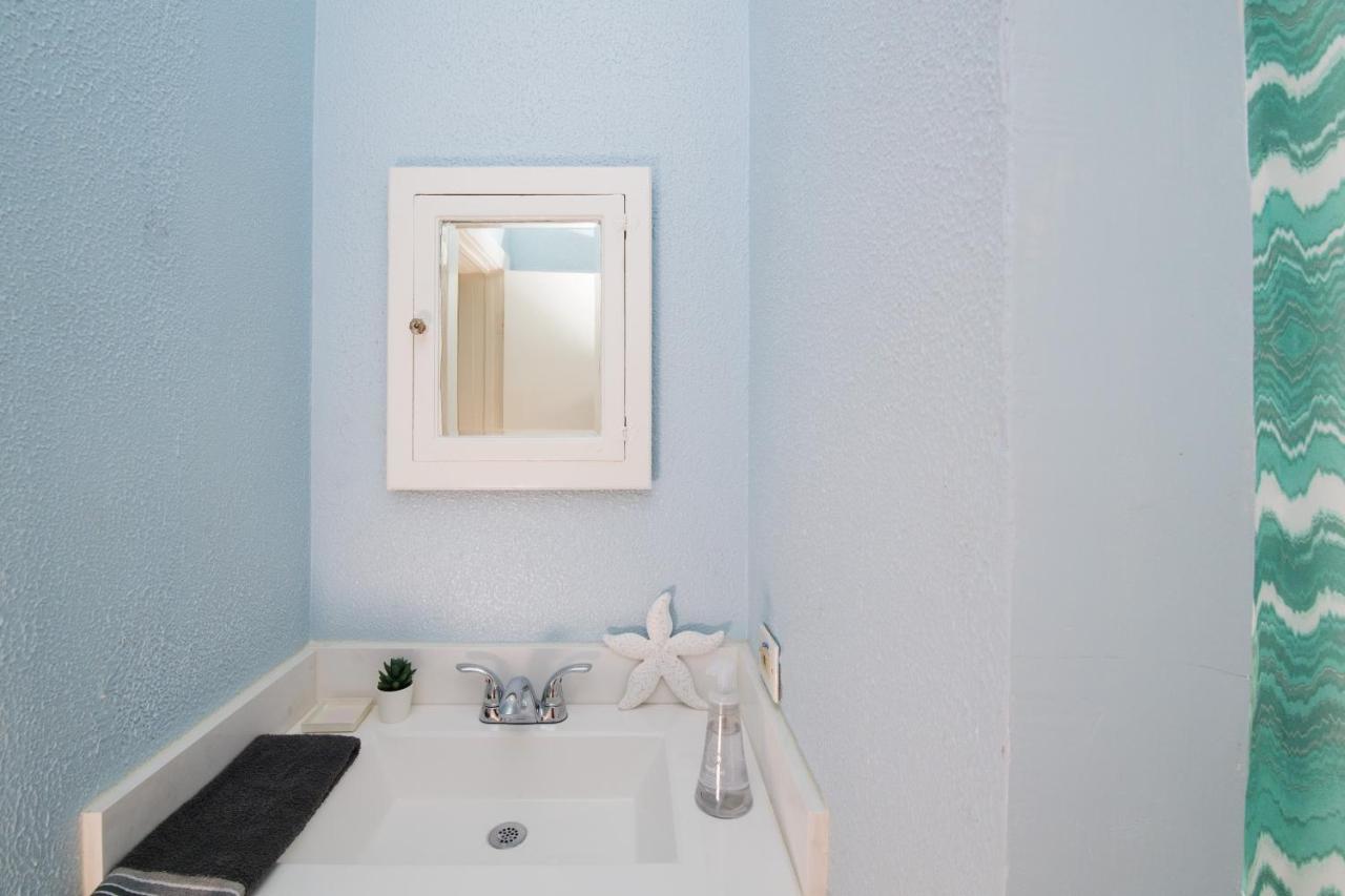 Beautiful Two-Story In Central Galveston, Short Walk To Beach, Near Downtown! | Seas The Breeze Villa Dış mekan fotoğraf